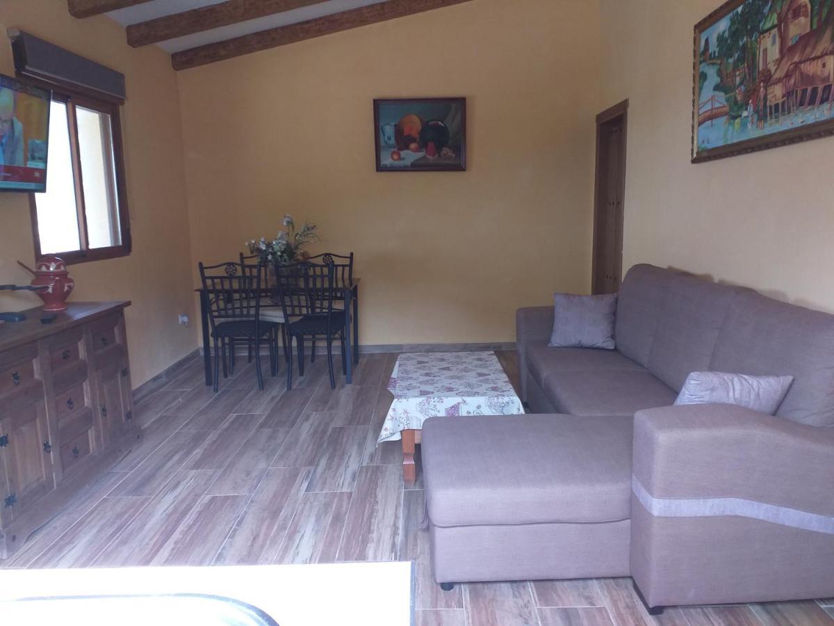 El Majano Guest House Montanchez Exterior photo