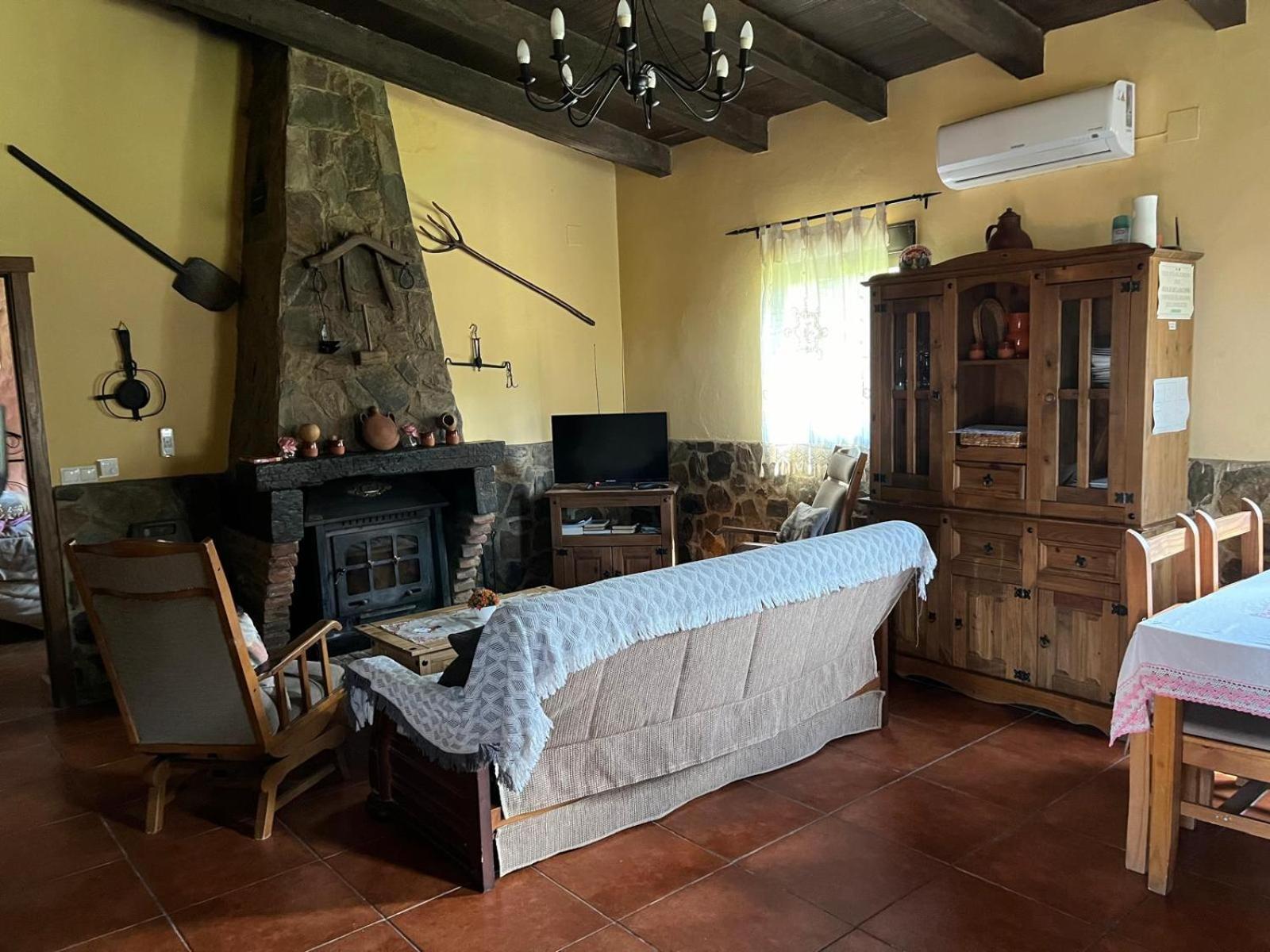 El Majano Guest House Montanchez Exterior photo